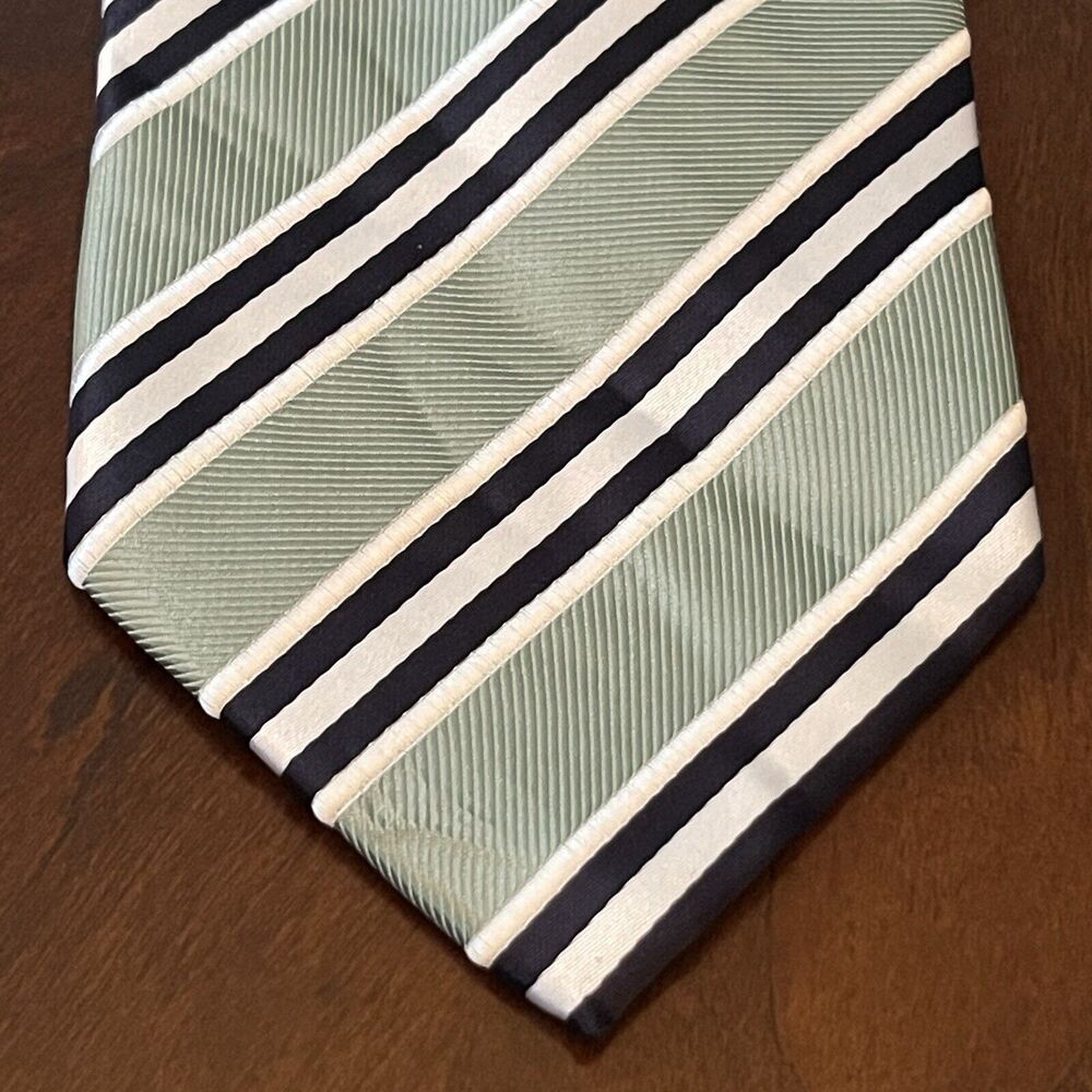 David Taylor Collection Green Hand Made Polyester Men’s Neck Tie Made In China